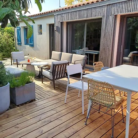 Quiet House With Wooded Garden * Les Sables-dʼOlonne